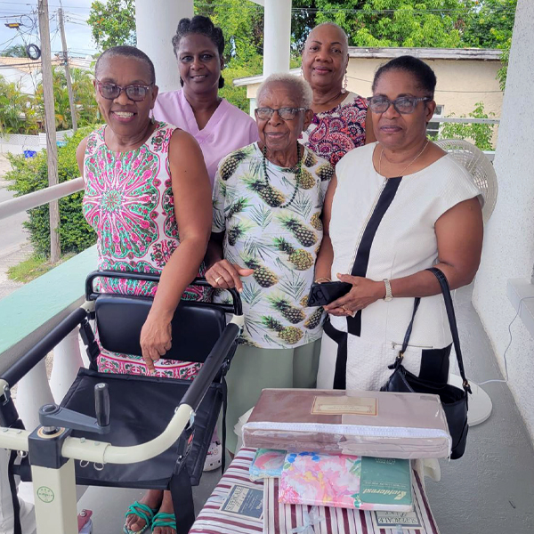 Donation-to-BORN-HAVEN1